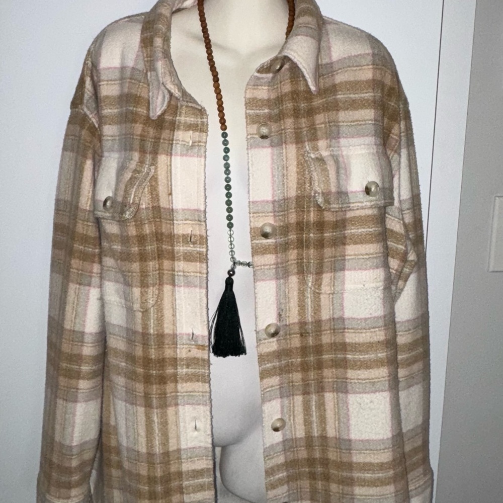 American Eagle Outfitters Fleece & Love Shacket - Picture 9 of 11
